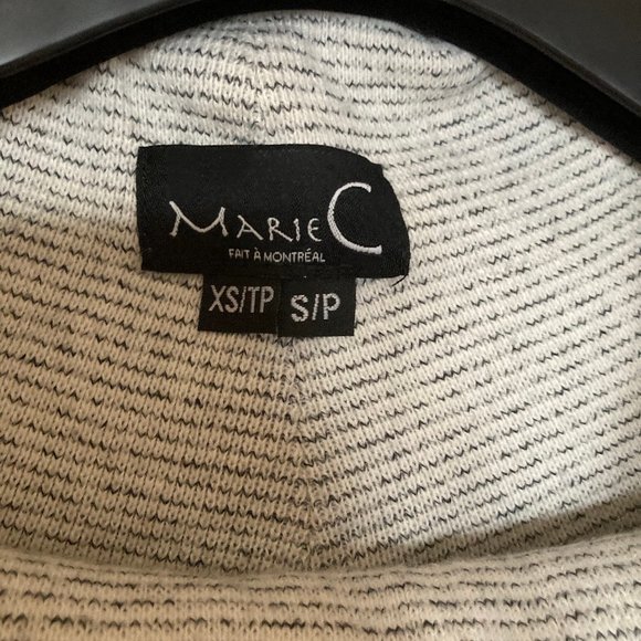 Chandail designer québécoise XS - Picture 2 of 5